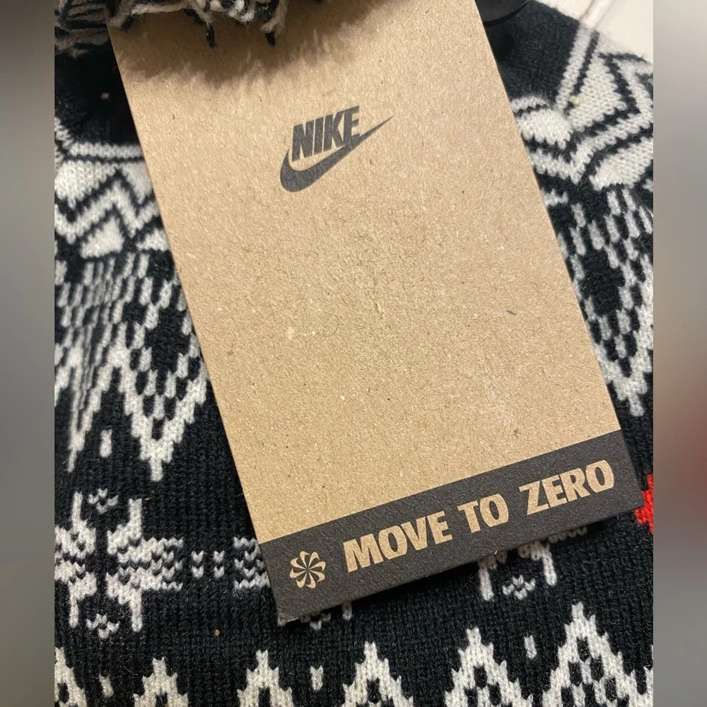 Nike Kids' Black and White Patterned Beanie with Red Logo NWT One Size